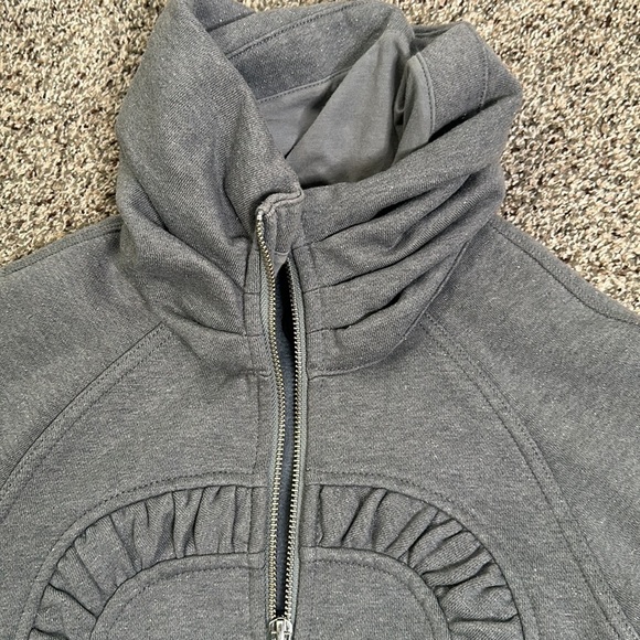 Lululemon gray glitter cuddle up jacket size 2 - Picture 7 of 16